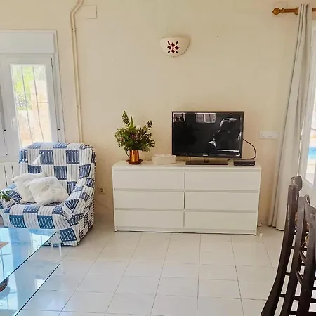 In Moraira With Sea Views & Private Pool *